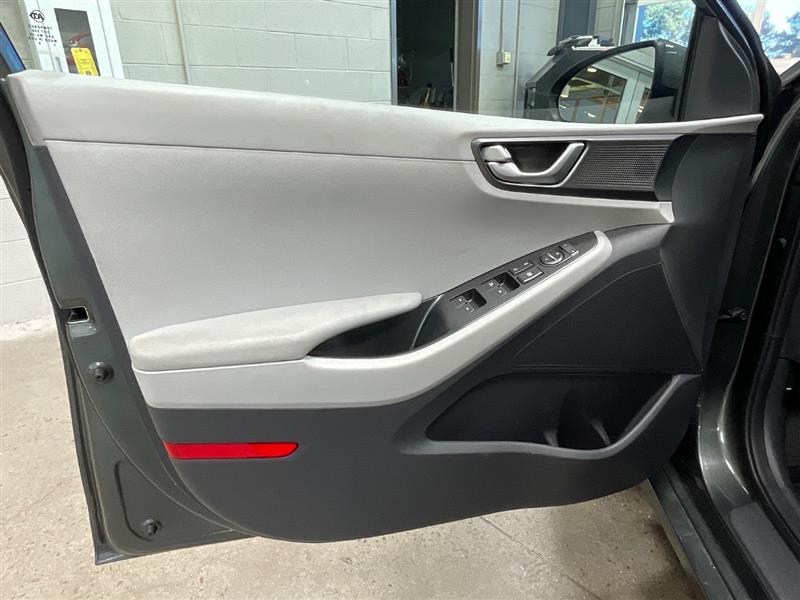 2020 HYUNDAI IONIQ HYBRID Blue