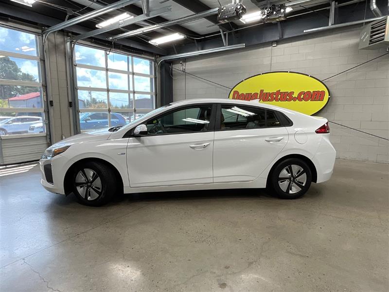 2018 HYUNDAI IONIQ HYBRID Blue