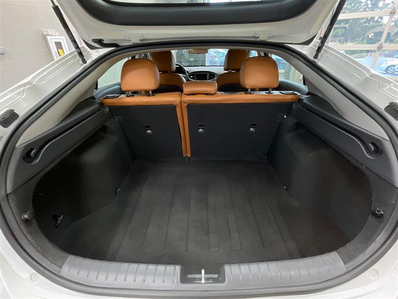 2018 HYUNDAI IONIQ HYBRID Blue