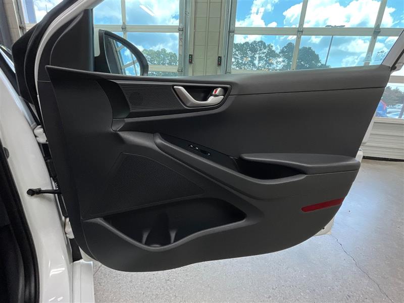 2018 HYUNDAI IONIQ HYBRID Blue