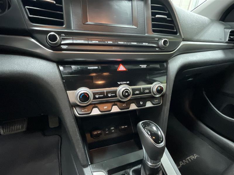2020 HYUNDAI ELANTRA SE