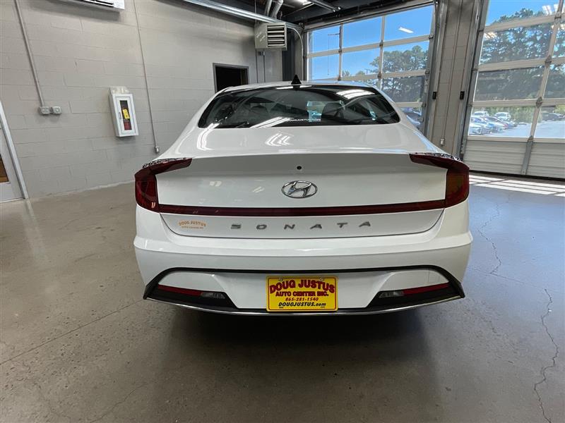 2023 HYUNDAI SONATA SE