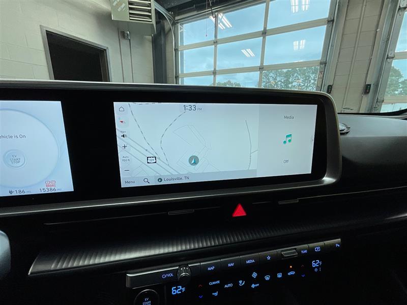 2024 HYUNDAI IONIQ 6 SE