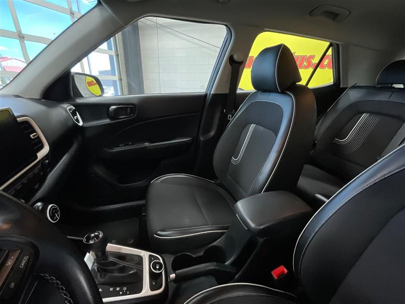 2022 HYUNDAI VENUE LIMITED