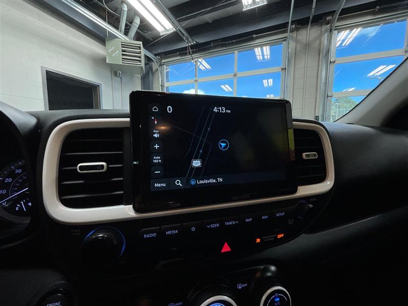 2022 HYUNDAI VENUE LIMITED