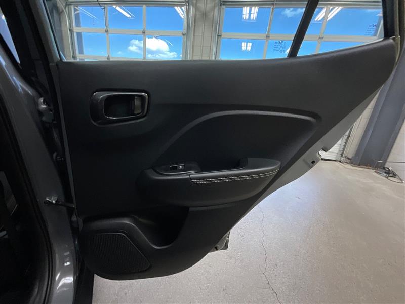 2022 HYUNDAI VENUE LIMITED