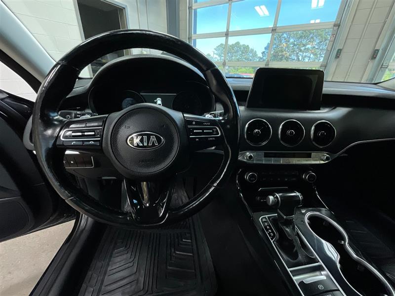 2018 KIA STINGER PREMIUM