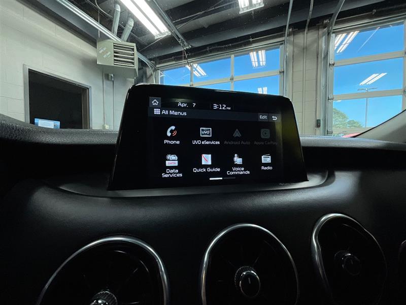 2018 KIA STINGER PREMIUM