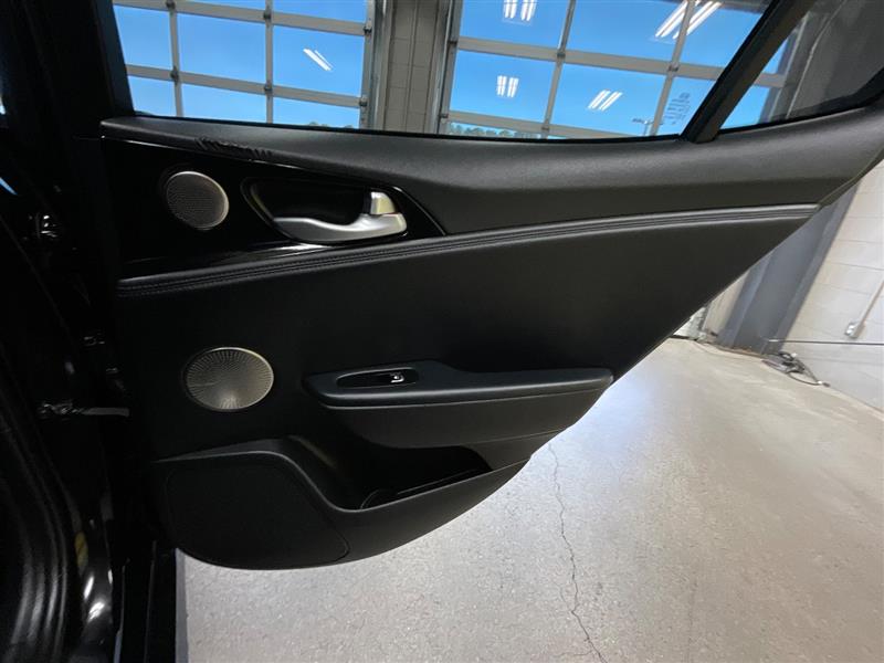 2018 KIA STINGER PREMIUM