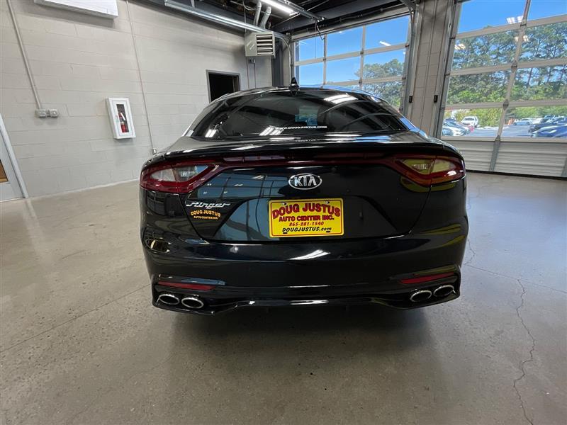 2018 KIA STINGER PREMIUM