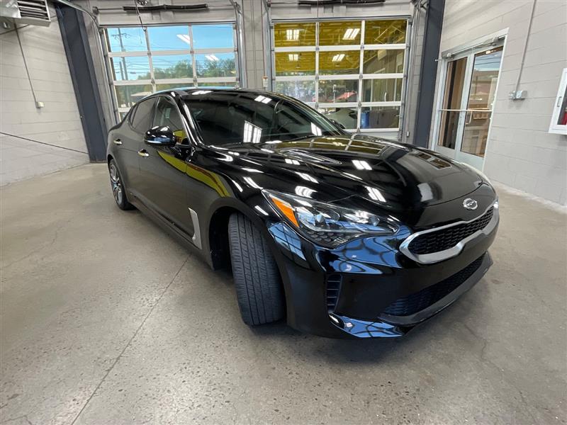 2018 KIA STINGER PREMIUM