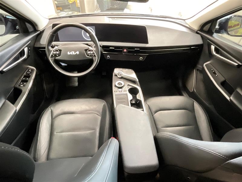 2023 KIA EV6 WIND