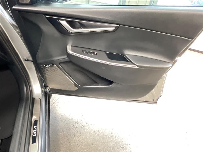 2023 KIA EV6 WIND