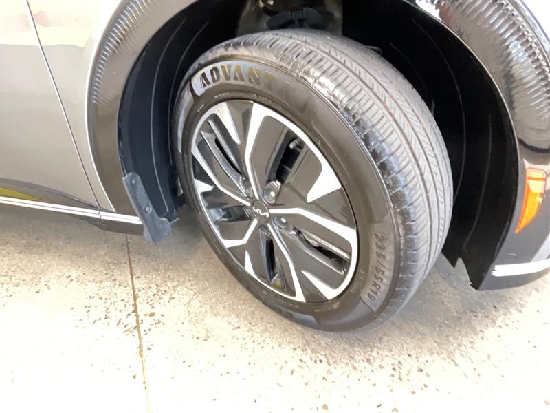 2023 KIA EV6 WIND