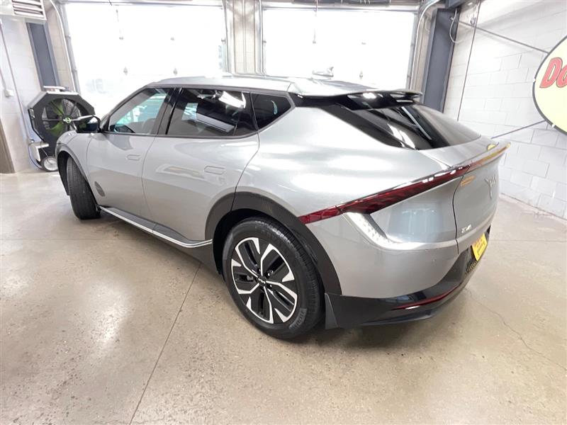 2023 KIA EV6 WIND