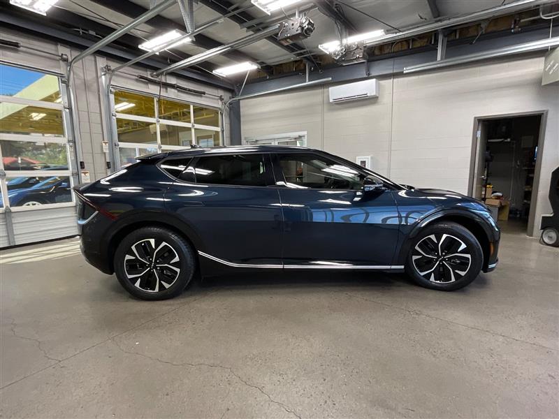 2023 KIA EV6 WIND