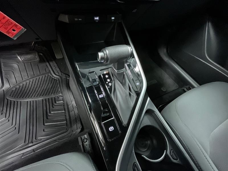 2025 KIA NIRO LX