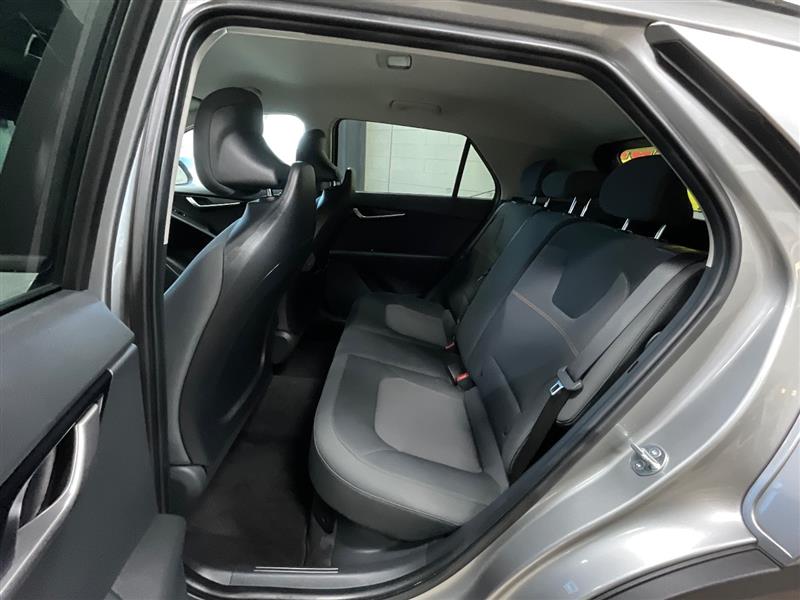 2025 KIA NIRO LX