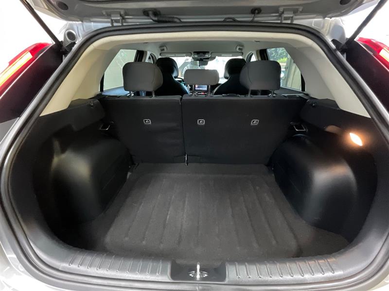 2025 KIA NIRO LX