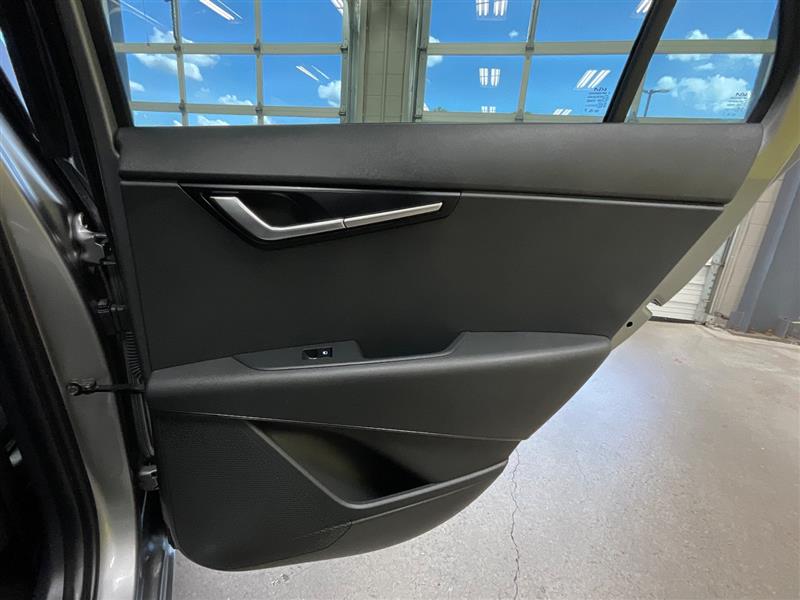 2025 KIA NIRO LX