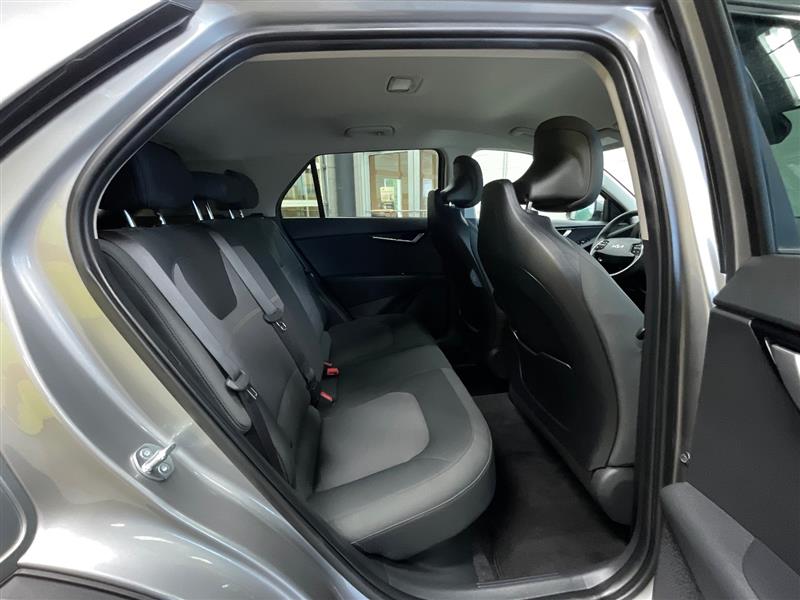 2025 KIA NIRO LX