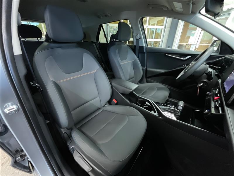 2025 KIA NIRO LX