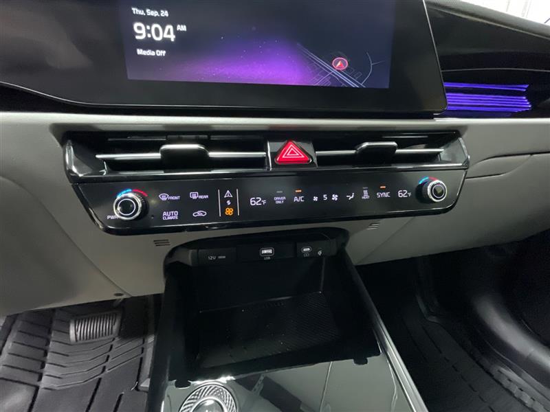 2023 KIA NIRO EV Wind