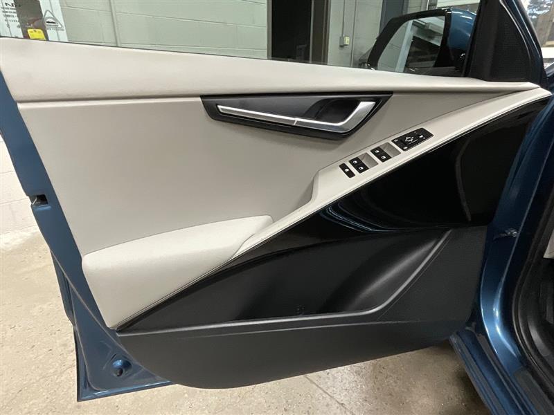 2023 KIA NIRO EV Wind