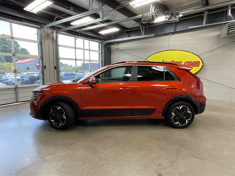 2023 KIA NIRO EV Wind