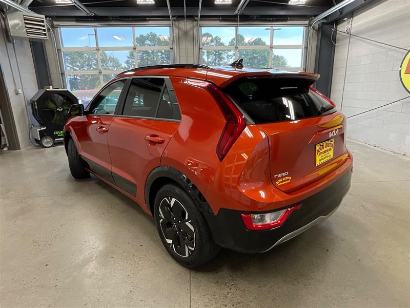 2023 KIA NIRO EV Wind
