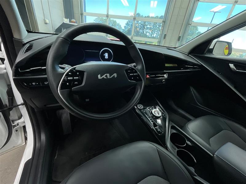 2023 KIA NIRO EV Wind