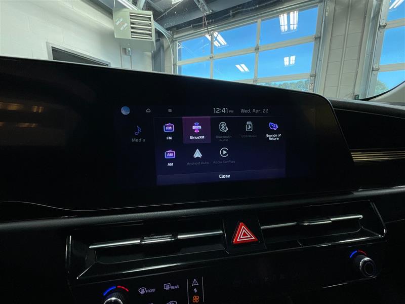 2023 KIA NIRO EV Wind