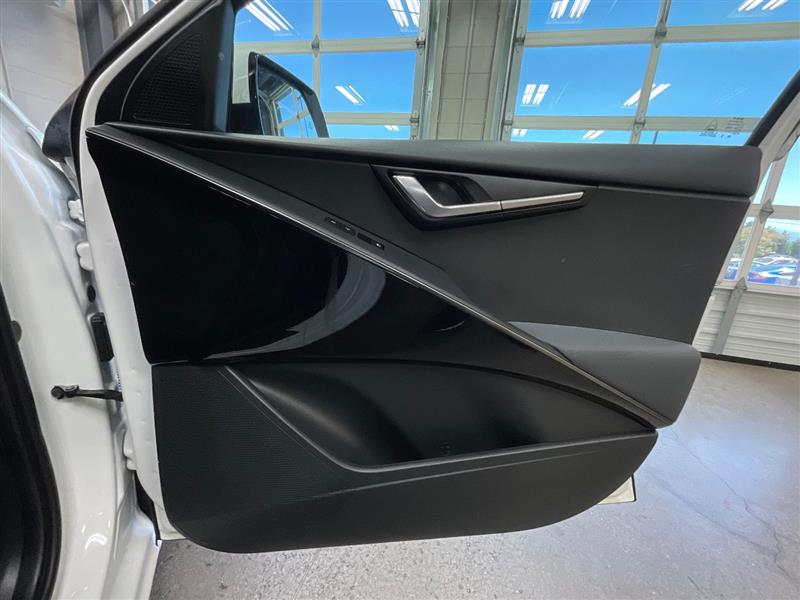 2023 KIA NIRO EV Wind