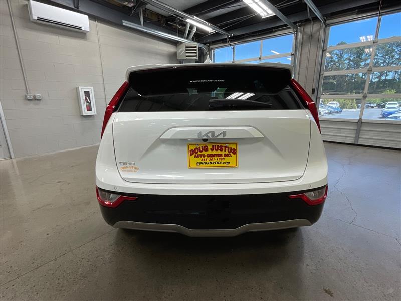 2023 KIA NIRO EV Wind
