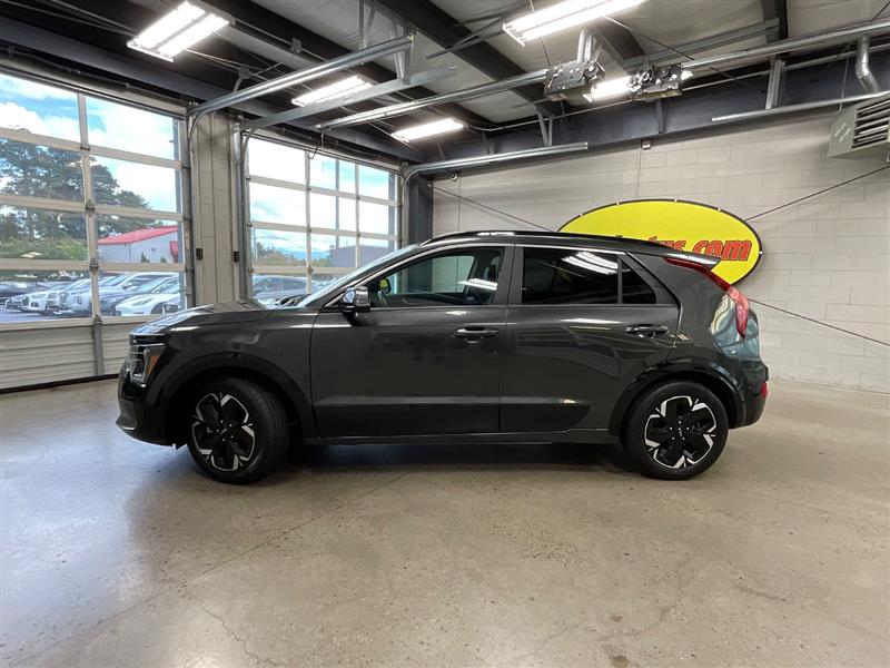 2023 KIA NIRO EV Wind