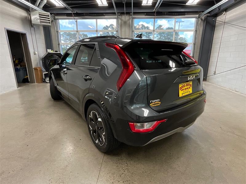 2023 KIA NIRO EV Wind