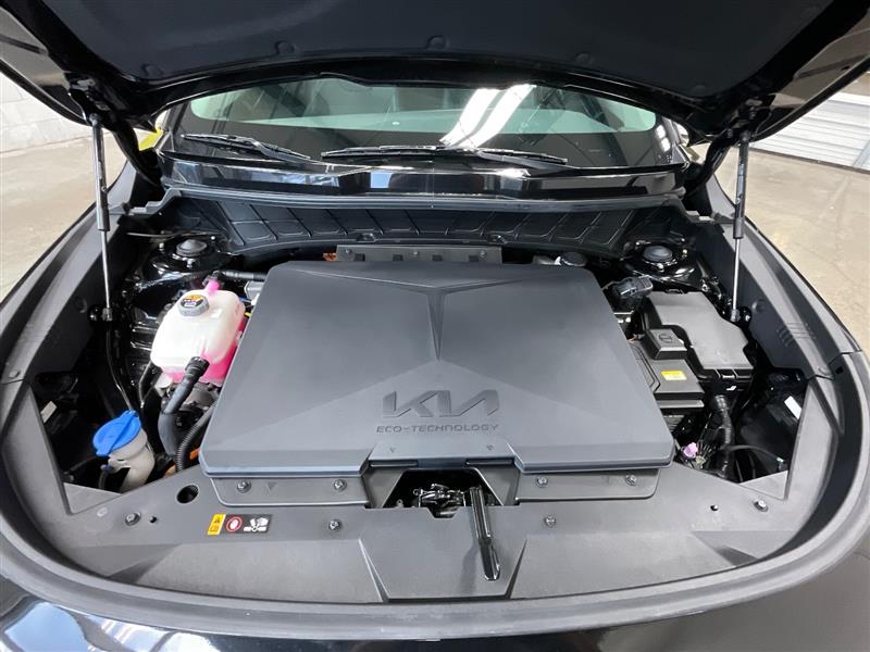 2024 KIA NIRO EV Wind