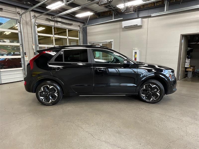 2024 KIA NIRO EV Wind