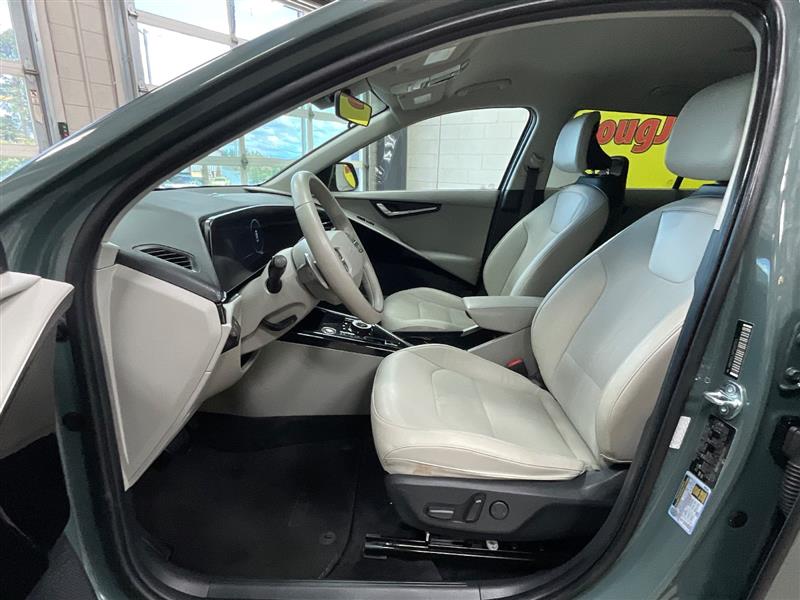 2023 KIA NIRO EV Wind