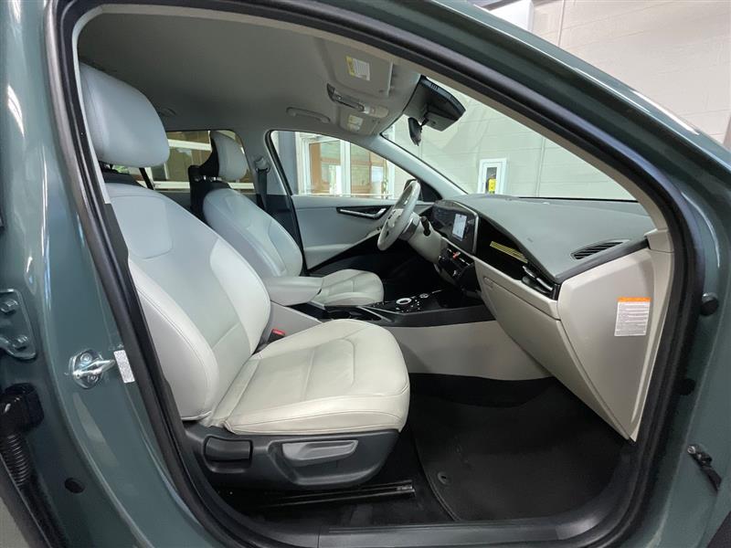 2023 KIA NIRO EV Wind
