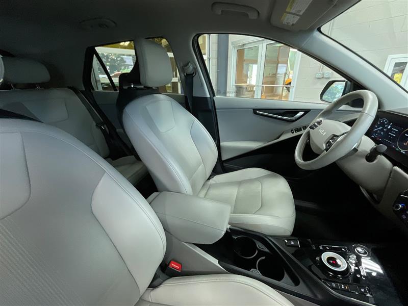 2023 KIA NIRO EV Wind
