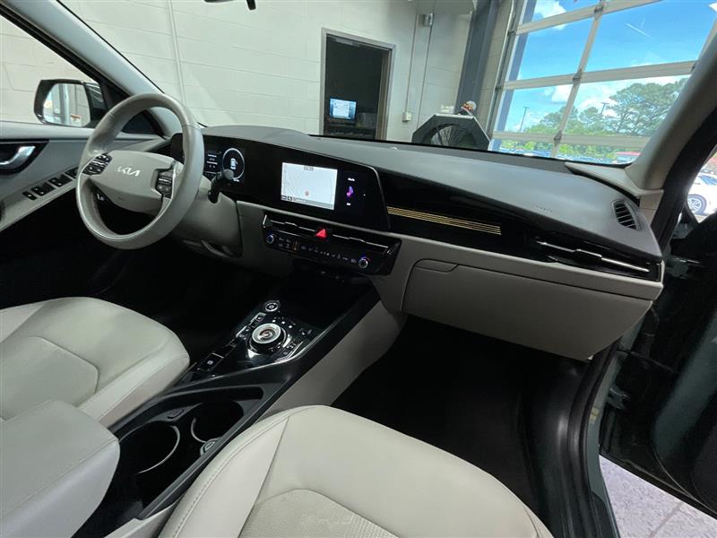 2023 KIA NIRO EV Wind