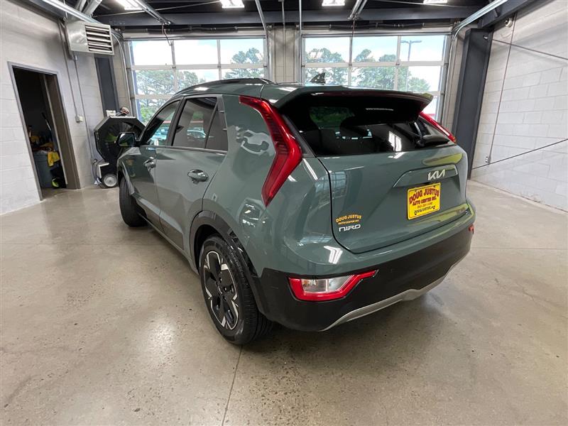2023 KIA NIRO EV Wind