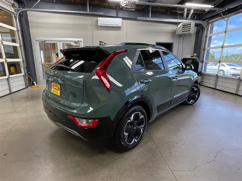 2023 KIA NIRO EV Wind