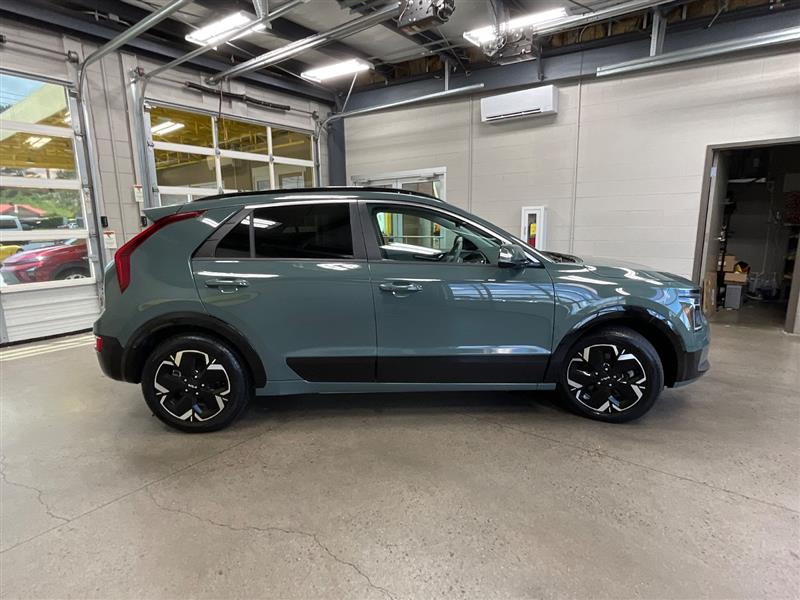2023 KIA NIRO EV Wind