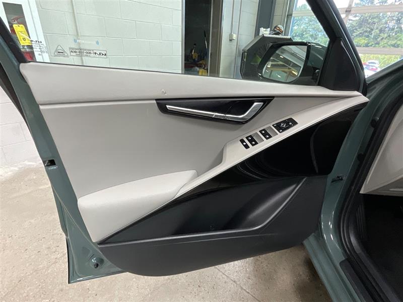 2023 KIA NIRO EV Wind