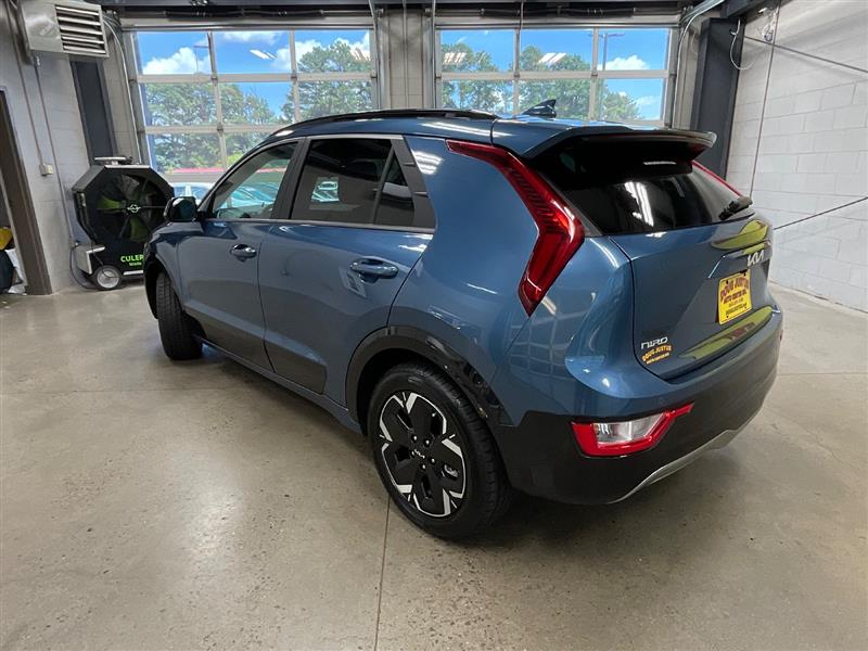 2024 KIA NIRO EV Wind