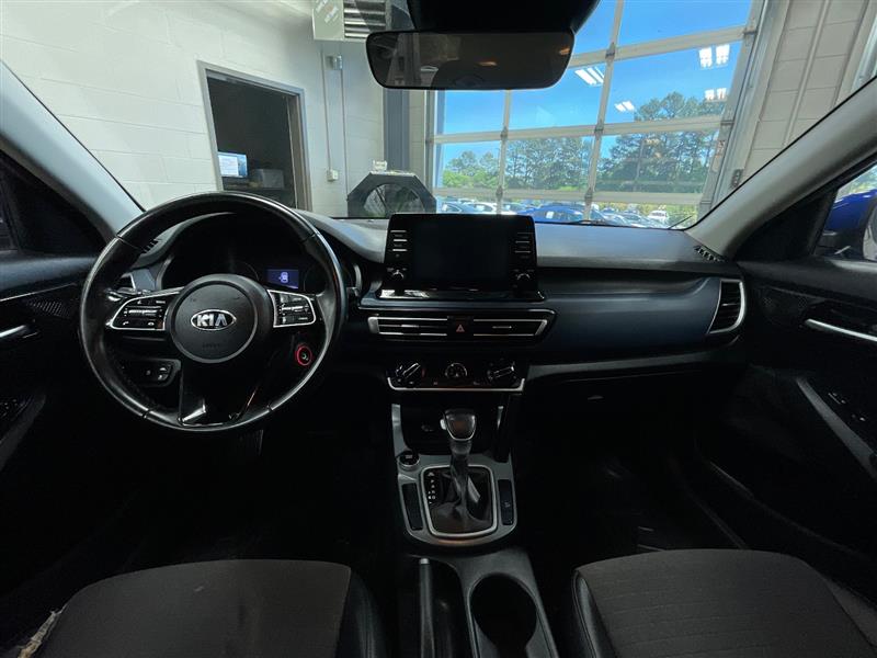 2021 KIA SELTOS S