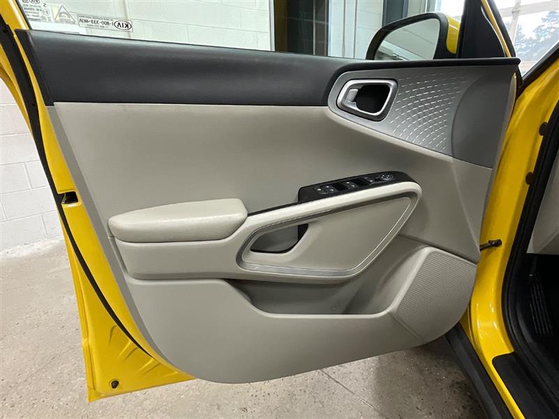2020 KIA SOUL LX