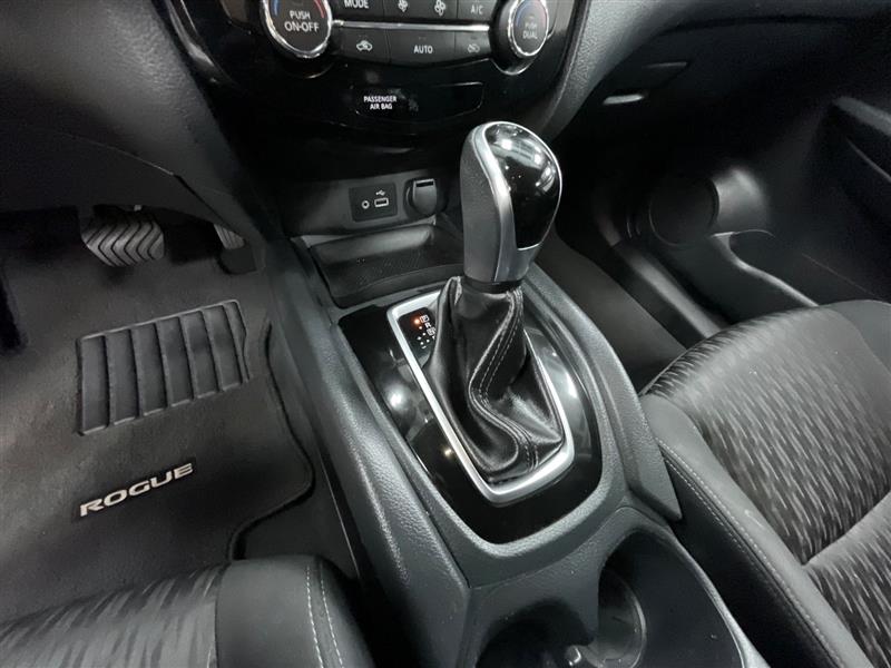 2020 NISSAN ROGUE SV